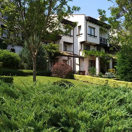 Oasis Resort&spa 12 Appartement *